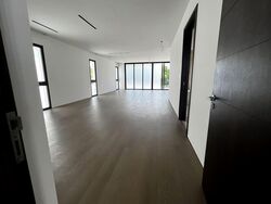 Holland Road (D10), Detached #551149181